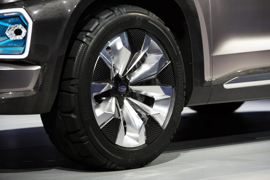 Колеса Subaru Viziv-7 SUV Concept 2016 года  (фото 10 из 10)